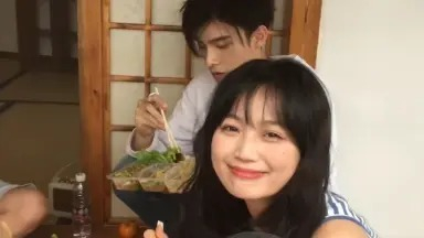 从工厂拧螺丝到全网争议!夏天妹妹和煎饼果仔的逆袭与骂声 - 360娱乐