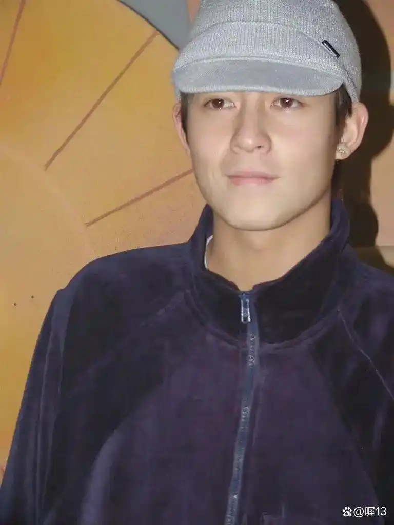 陈冠希潮牌店宣传_陈冠希艳照门事件_娱乐圈艳照门