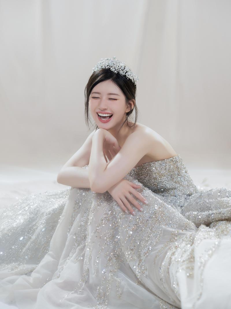 赵露思春晚被换，叠字男星资本上位：娱乐圈的事，小红靠捧大红靠命