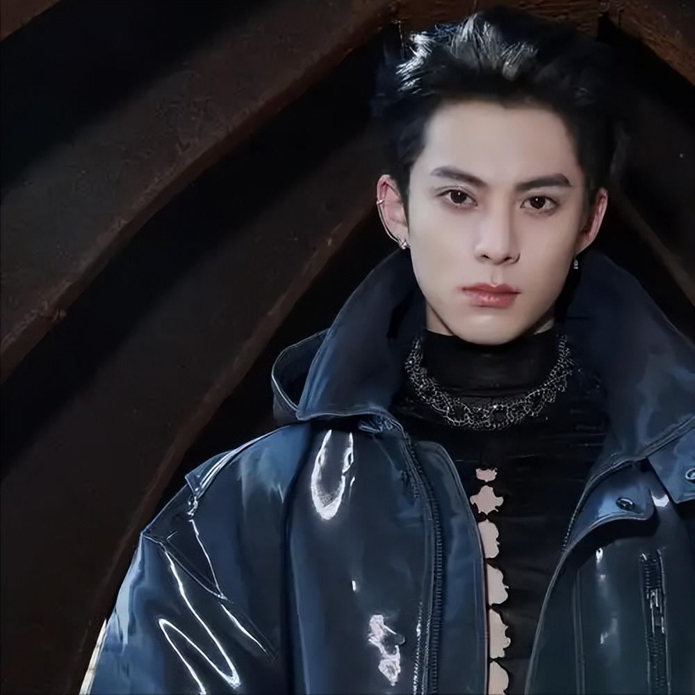 赵露思虞书欣事件_和明星假恋爱被爆黑料的小说,_娱乐圈明星黑料